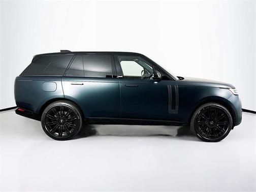 2025 Land Rover Range Rover P530 Autobiography