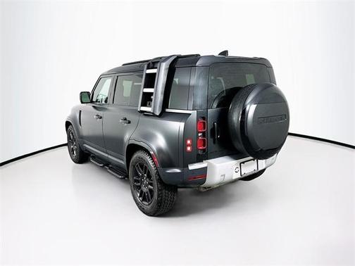 2024 Land Rover Defender P400 S