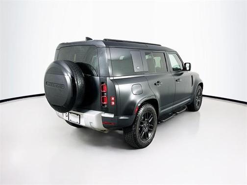 2024 Land Rover Defender P400 S