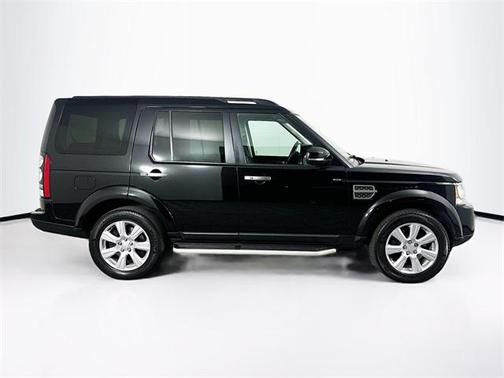 2016 Land Rover LR4 Base