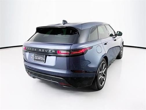 2026 Land Rover Range Rover Velar Dynamic SE