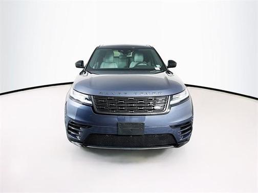 2026 Land Rover Range Rover Velar Dynamic SE