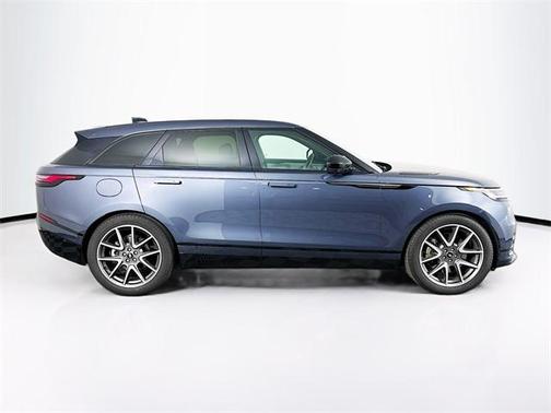 2026 Land Rover Range Rover Velar Dynamic SE