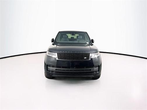 2025 Land Rover Range Rover P400 SE