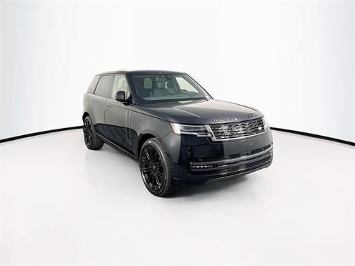 2025 Land Rover Range Rover P400 SE