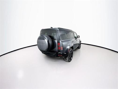 2025 Land Rover Defender P400 X-Dynamic SE