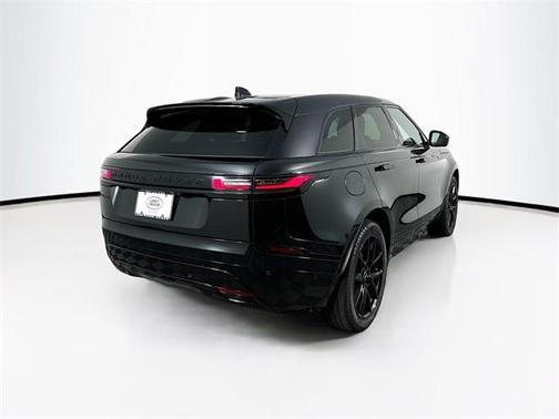 2026 Land Rover Range Rover Velar P250 Dynamic SE