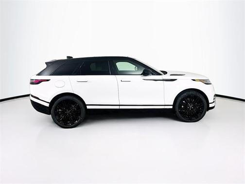 2026 Land Rover Range Rover Velar Dynamic SE
