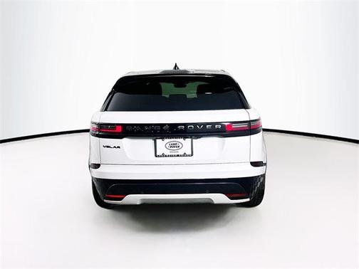 2026 Land Rover Range Rover Velar Dynamic SE