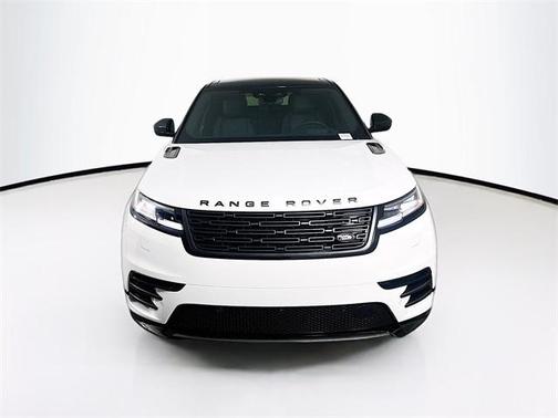 2026 Land Rover Range Rover Velar Dynamic SE