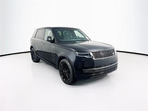 2025 Land Rover Range Rover P400 SE 7 Seat