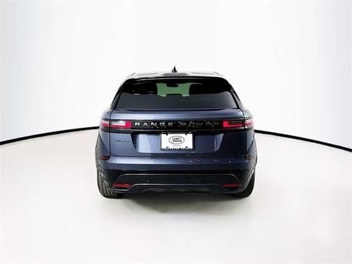 2026 Land Rover Range Rover Velar Dynamic SE