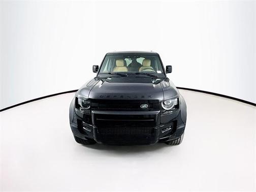 2025 Land Rover Defender P400 X-Dynamic SE