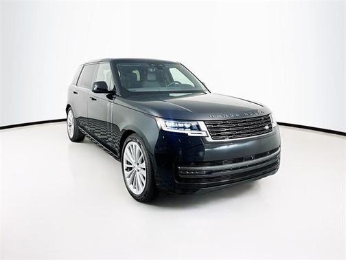 2025 Land Rover Range Rover P400 SE 7 Seat