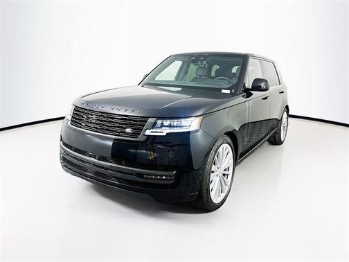 2025 Land Rover Range Rover P400 SE 7 Seat