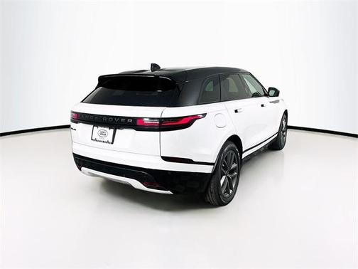 2026 Land Rover Range Rover Velar Dynamic SE