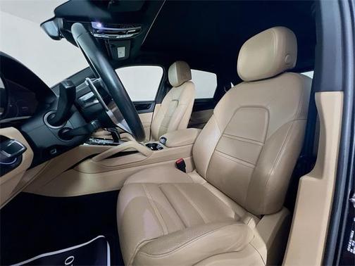 2019 Porsche Cayenne Base
