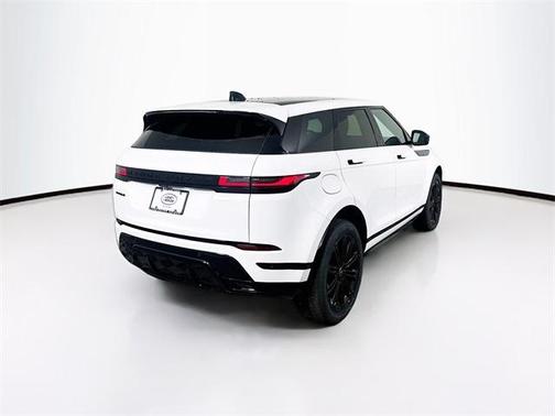 2026 Land Rover Range Rover Evoque Dynamic SE