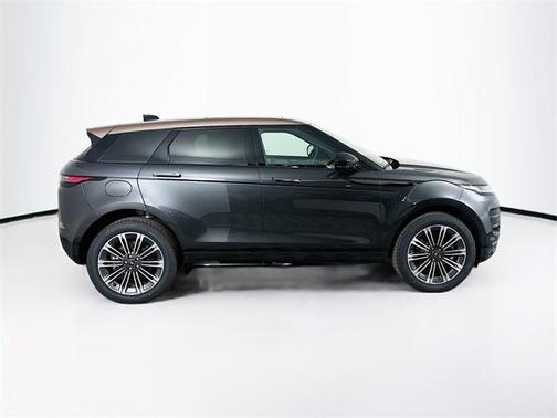 2026 Land Rover Range Rover Evoque Dynamic SE
