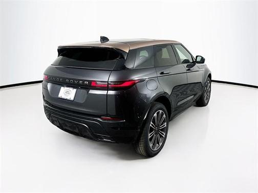 2026 Land Rover Range Rover Evoque Dynamic SE