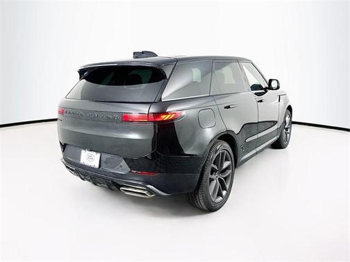 2025 Land Rover Range Rover Sport P360 SE