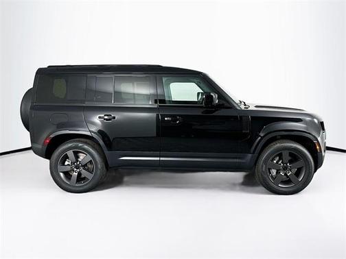 2026 Land Rover Defender 110 S