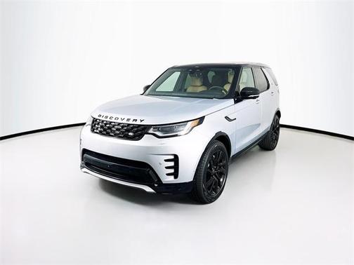 2024 Land Rover Discovery P300 Dynamic SE