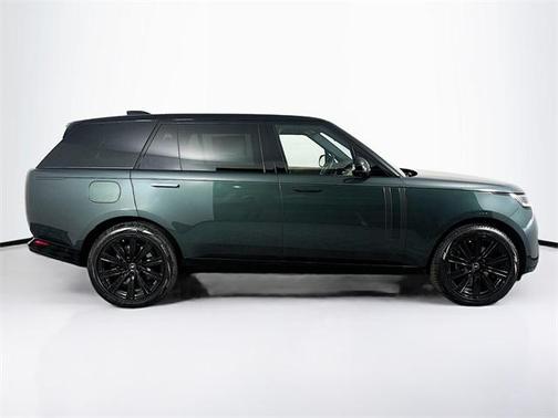 2025 Land Rover Range Rover P530 SE 7 Seat