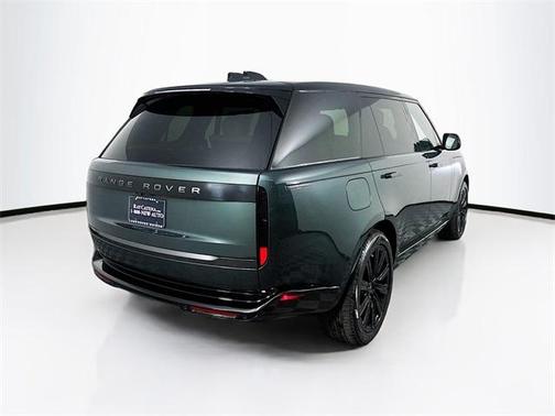 2025 Land Rover Range Rover P530 SE 7 Seat