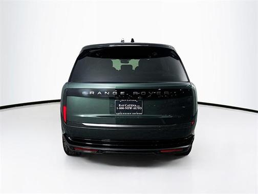 2025 Land Rover Range Rover P530 SE 7 Seat