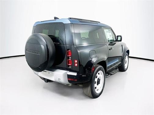 2025 Land Rover Defender P300 S