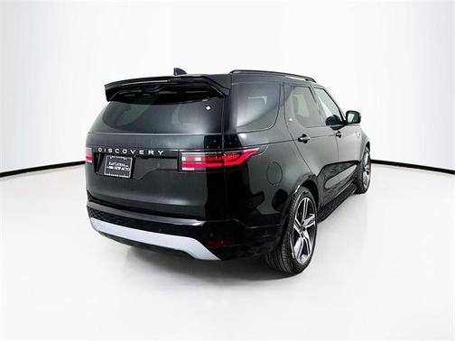 2025 Land Rover Discovery P360 Metropolitan Edition