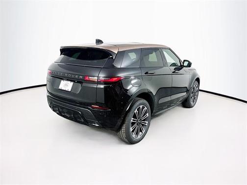 2026 Land Rover Range Rover Evoque Dynamic SE