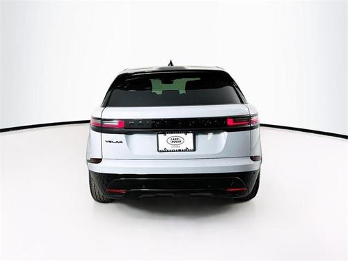 2026 Land Rover Range Rover Velar P250 Dynamic SE