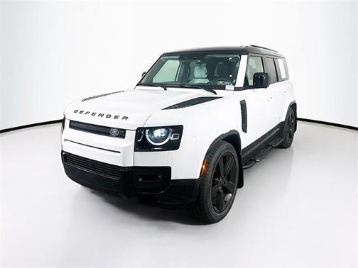 2025 Land Rover Defender P400 X-Dynamic SE