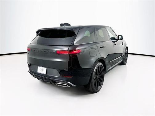 2025 Land Rover Range Rover Sport P360 SE