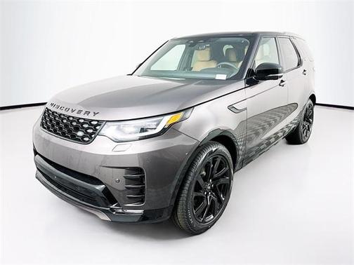 2025 Land Rover Discovery P300 Dynamic SE