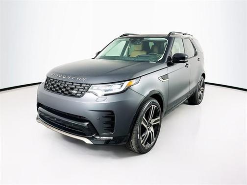 2026 Land Rover Discovery Tempest Edition