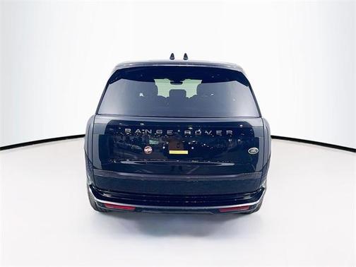 2023 Land Rover Range Rover P530 SE