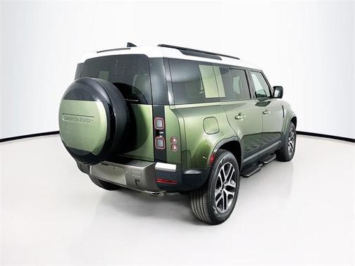 2026 Land Rover Defender 110 S