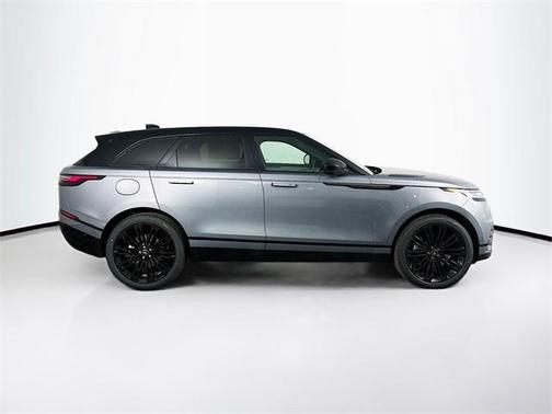 2026 Land Rover Range Rover Velar Dynamic SE