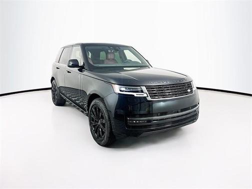 2025 Land Rover Range Rover P400 SE