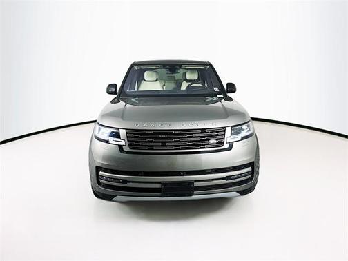 2023 Land Rover Range Rover P440e SE