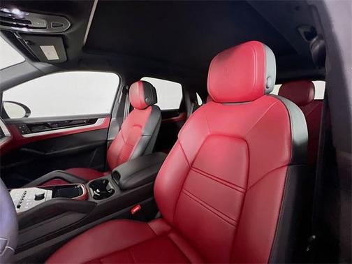 2024 Porsche Cayenne S