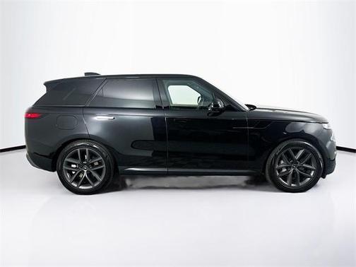 2025 Land Rover Range Rover Sport P360 SE
