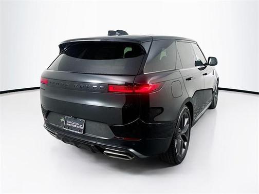 2025 Land Rover Range Rover Sport P360 SE