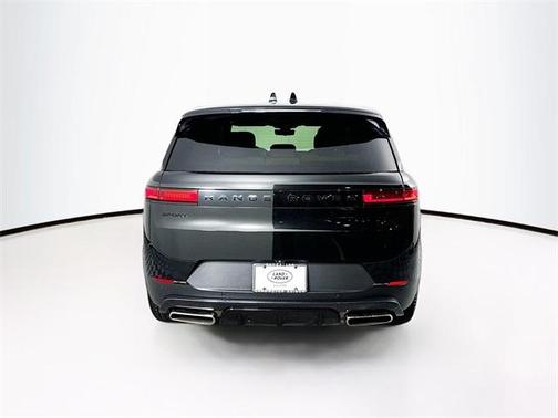 2025 Land Rover Range Rover Sport P360 SE