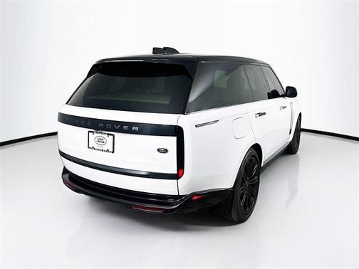 2023 Land Rover Range Rover P400 SE