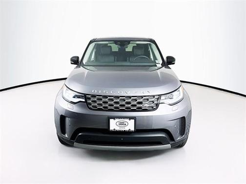 2024 Land Rover Discovery P300 S