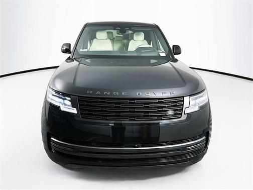 2025 Land Rover Range Rover P530 SE 7 Seat